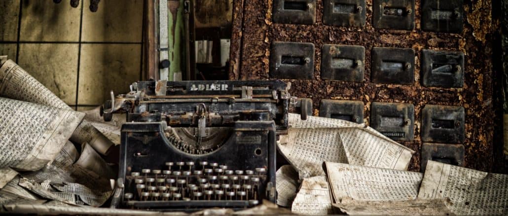 Die alte Schreibmaschine im Generatorraum