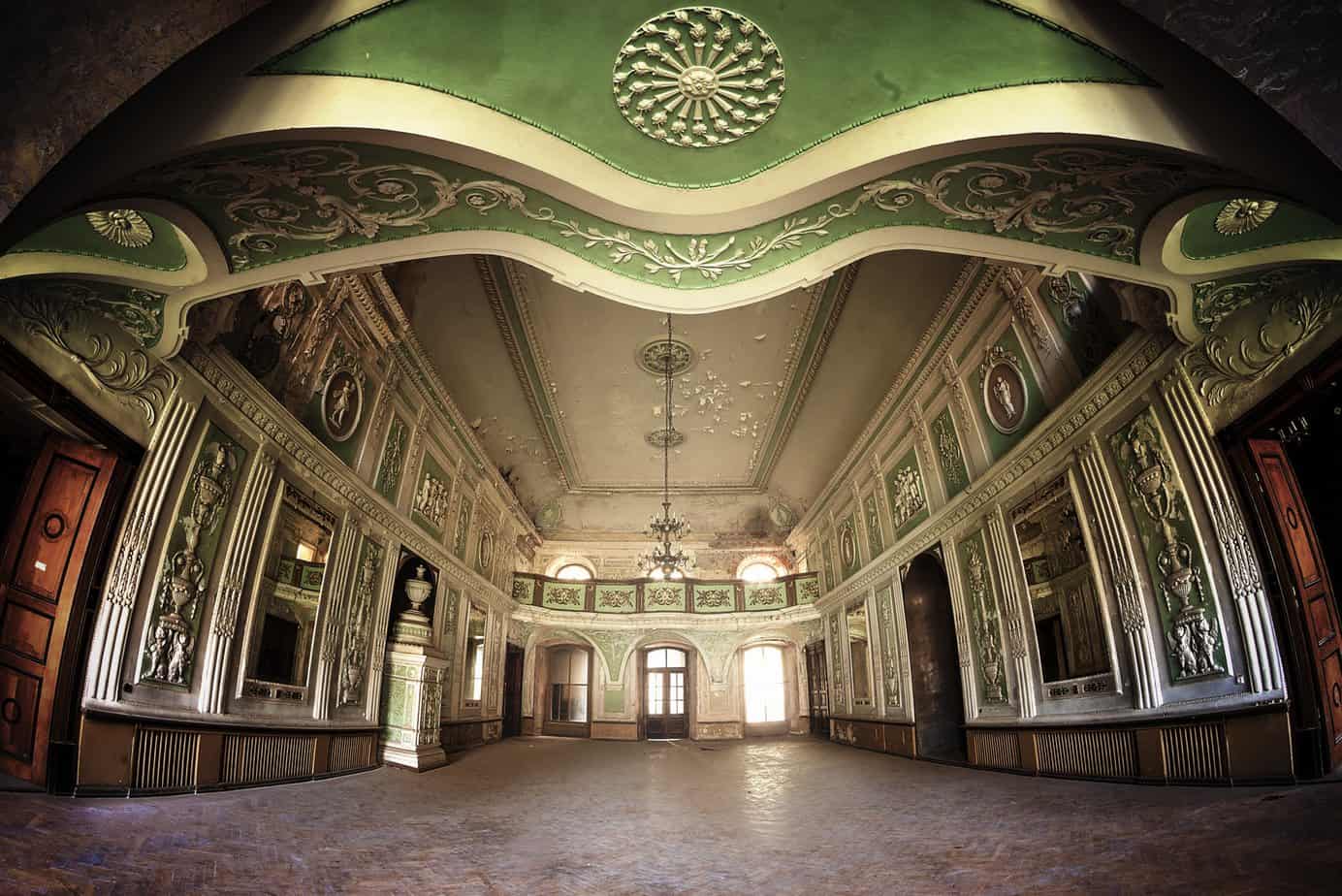 Tanzsaal im Märchenschloss