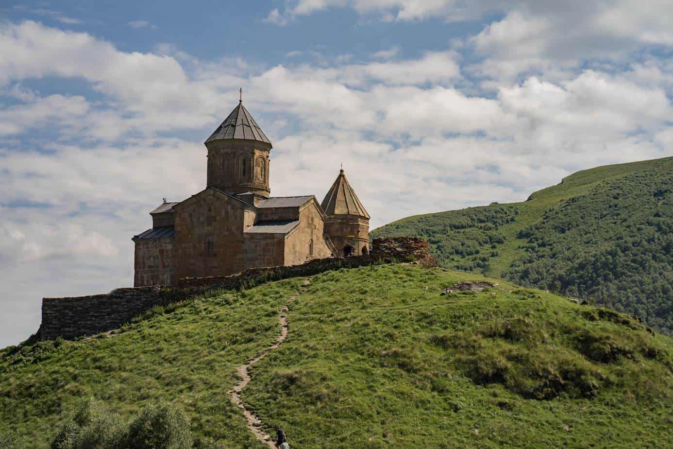 Wanderung zum Mount Kazbeg im Kaukasus