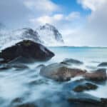 Winterliche Landschaften am Strand auf den Lofoten