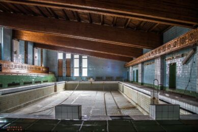 Schwimmbad Pyramiden Foto Izabela Winter