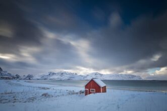 lofoten 2017 strand rotes haus 0002
