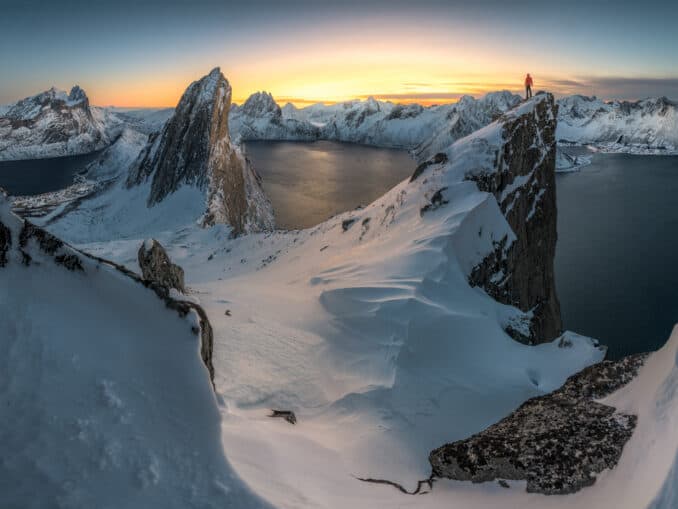 Wandern auf Senja: Der Blick vom Hesten auf den Segla