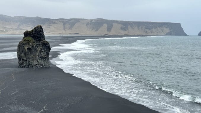 Dyrholaey Felsen Island